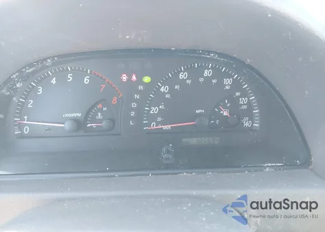 2004 Toyota Camry Le z USA, uszkodzony, nr VIN 4T1BE32K14U850479